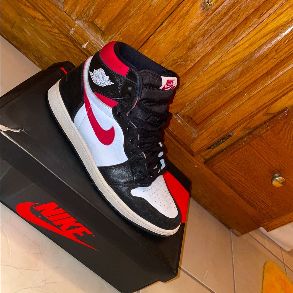 Jordan 1